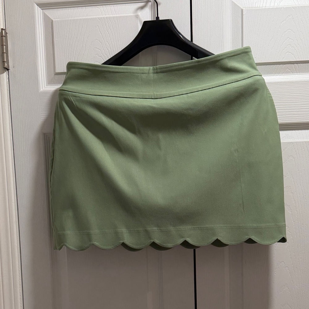 Crown & Ivy Light Green Scalloped Mini Skirt